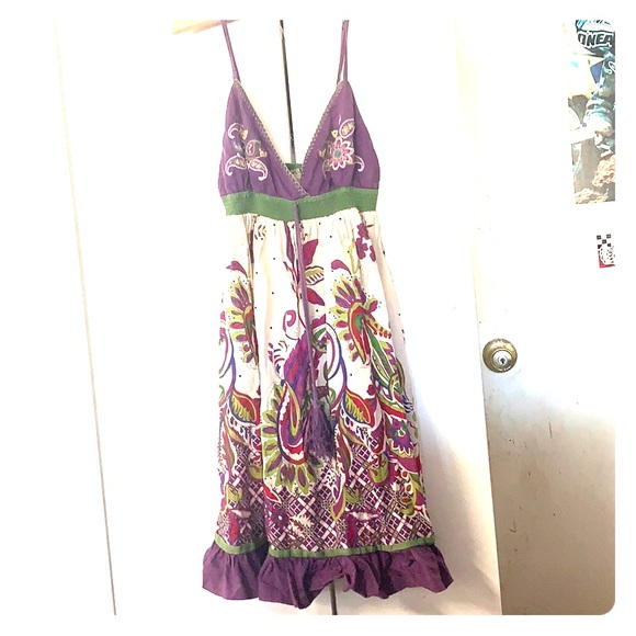 Lulumari Dresses & Skirts - Lulumari Boho embroidered dress size M 💕